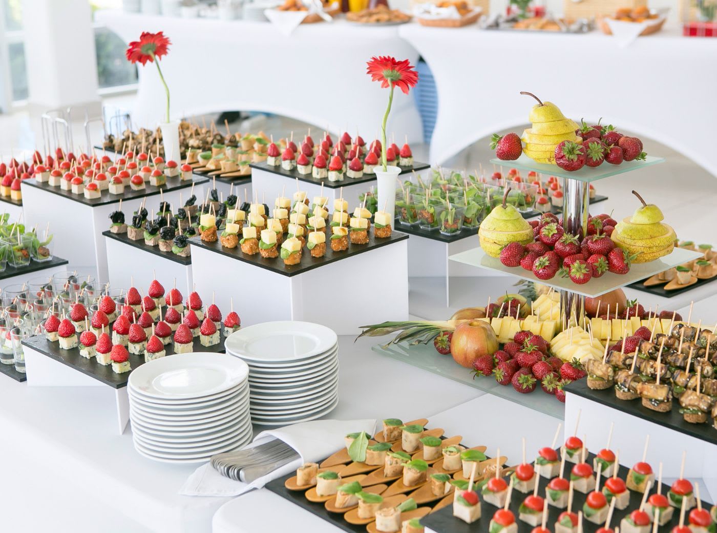 Servier- und Präsentationstechniken beim Catering