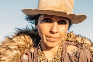 Reel To Reel: Linda Perry: Let It Die Here +