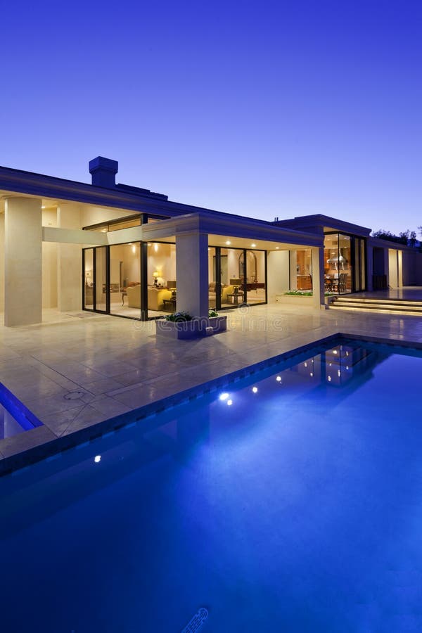 Late Night with Villa