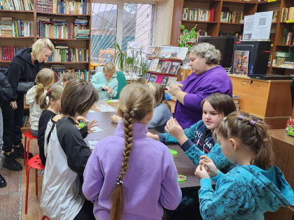 Мастер-класс по бисероплетению в Дороховской библиотеке