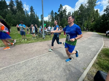 Комиссия по спорту Общественной палаты г.о. Мытищи провела четвертый ежегодный забег приуроченный к Дню, семьи, любви и верности.