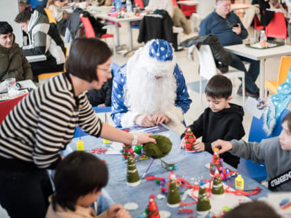 Более 500 детей из Люберец и Дзержинского стали помощниками Деда Мороза