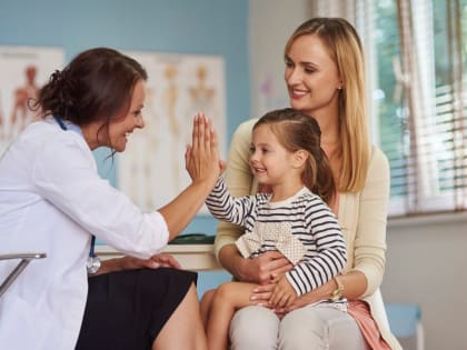 Медики провели более 12 тысяч осмотров детей из Московской области на мобильных комплексах НИКИ в 2023-м году