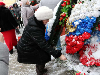 Торжественное возложение венков состоялось сегодня на территории поселения