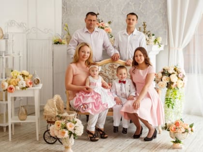 Многодетным семьям Подмосковья автоматически оформят выплату 300 тыс. рублей при рождении ребенка