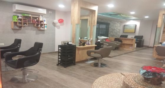 Best Hair and Beauty Salon in Marathahalli, Bengaluru | Curlz Salon Best Hair and Beauty Salon in Marathahalli, Bengaluru | Curlz Salon