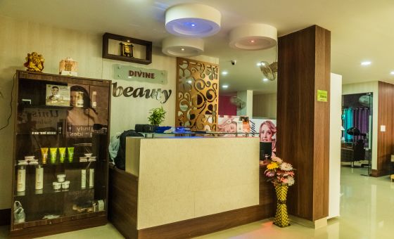 Best Hair and Beauty Salon in Sector -1, HSR Layout, Bengaluru | Divine Salon Best Hair and Beauty Salon in Sector -1, HSR Layout, Bengaluru | Divine Salon