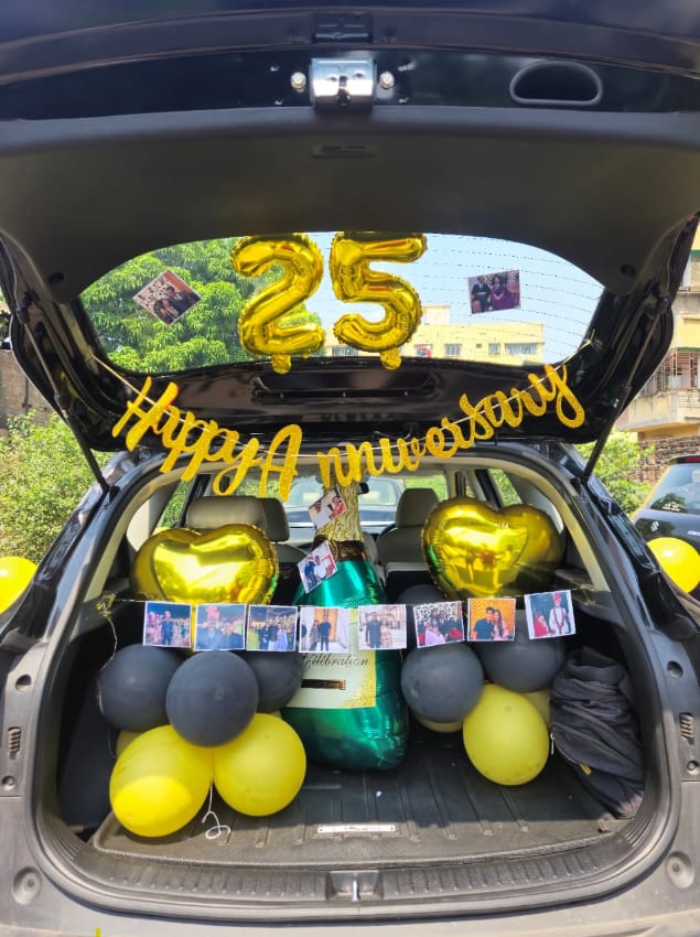 Birthday Car Decor 5