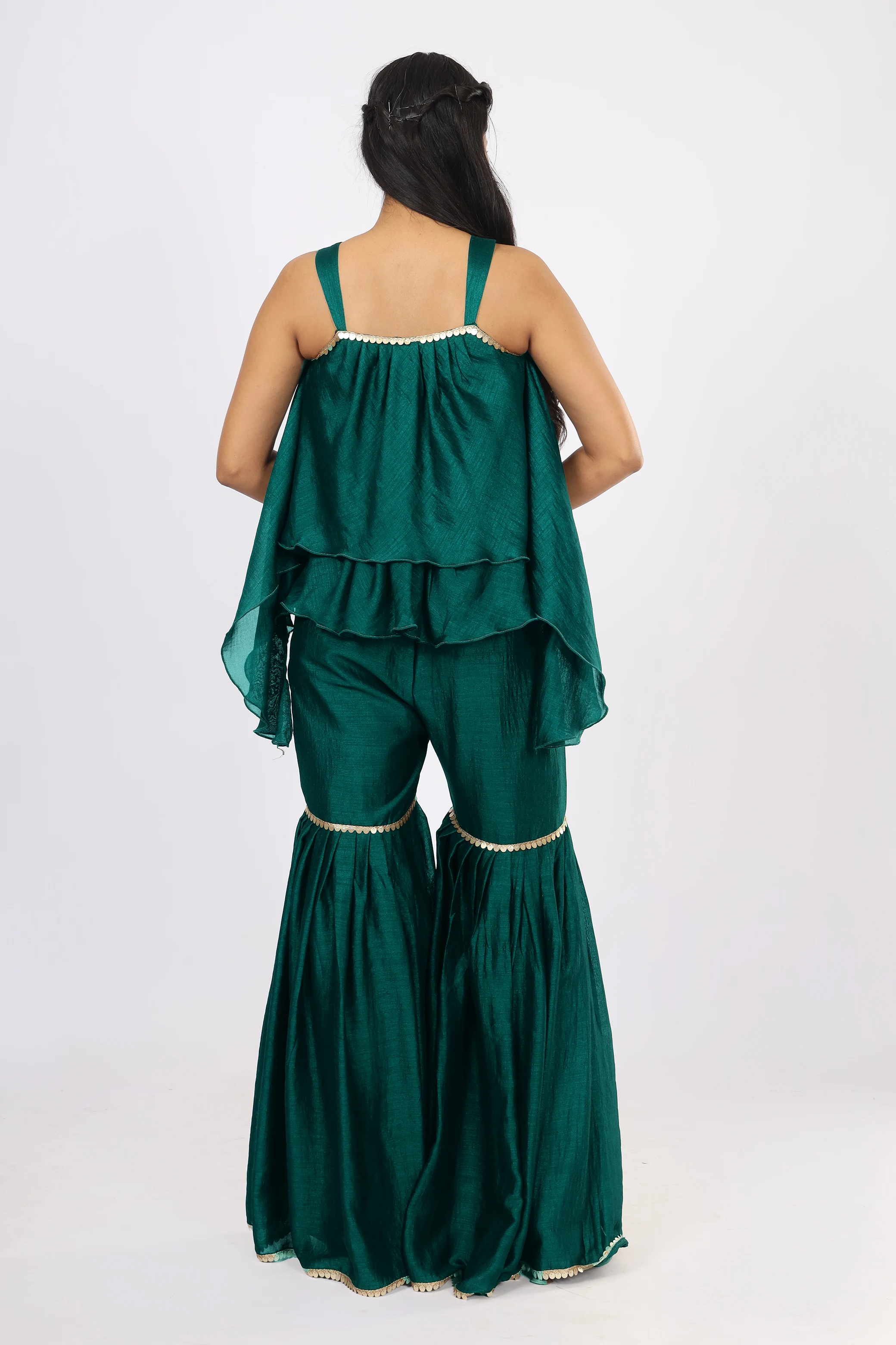 Vglame Women Blusih Green Stylish Sharara Set with Crop Top & Lace Dupatta alternate view