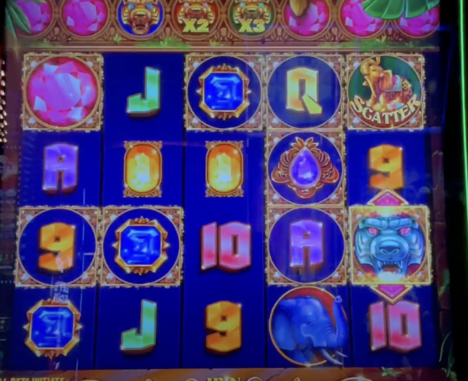 tigers throne slot machine