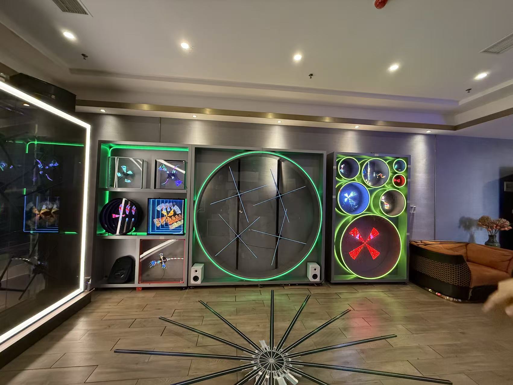 3D Holographic Displays