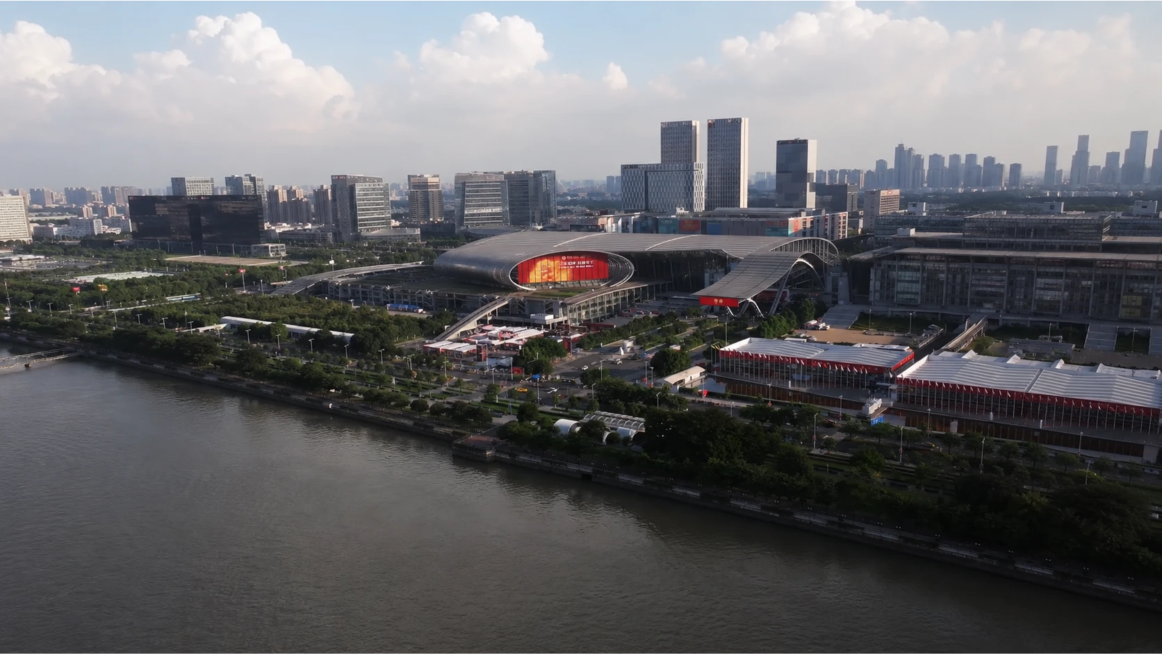 Vista aérea del predio de la Feria de Cantón en Guangzhou