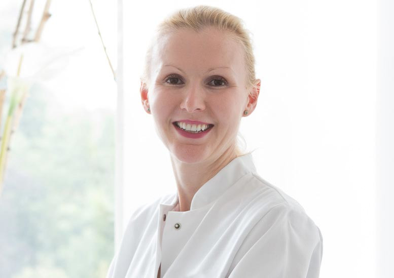 Fachärztin für plastische und ästhetische Chirurgie Frau Dr. med. habil. Marta Markowicz Düsseldorf
