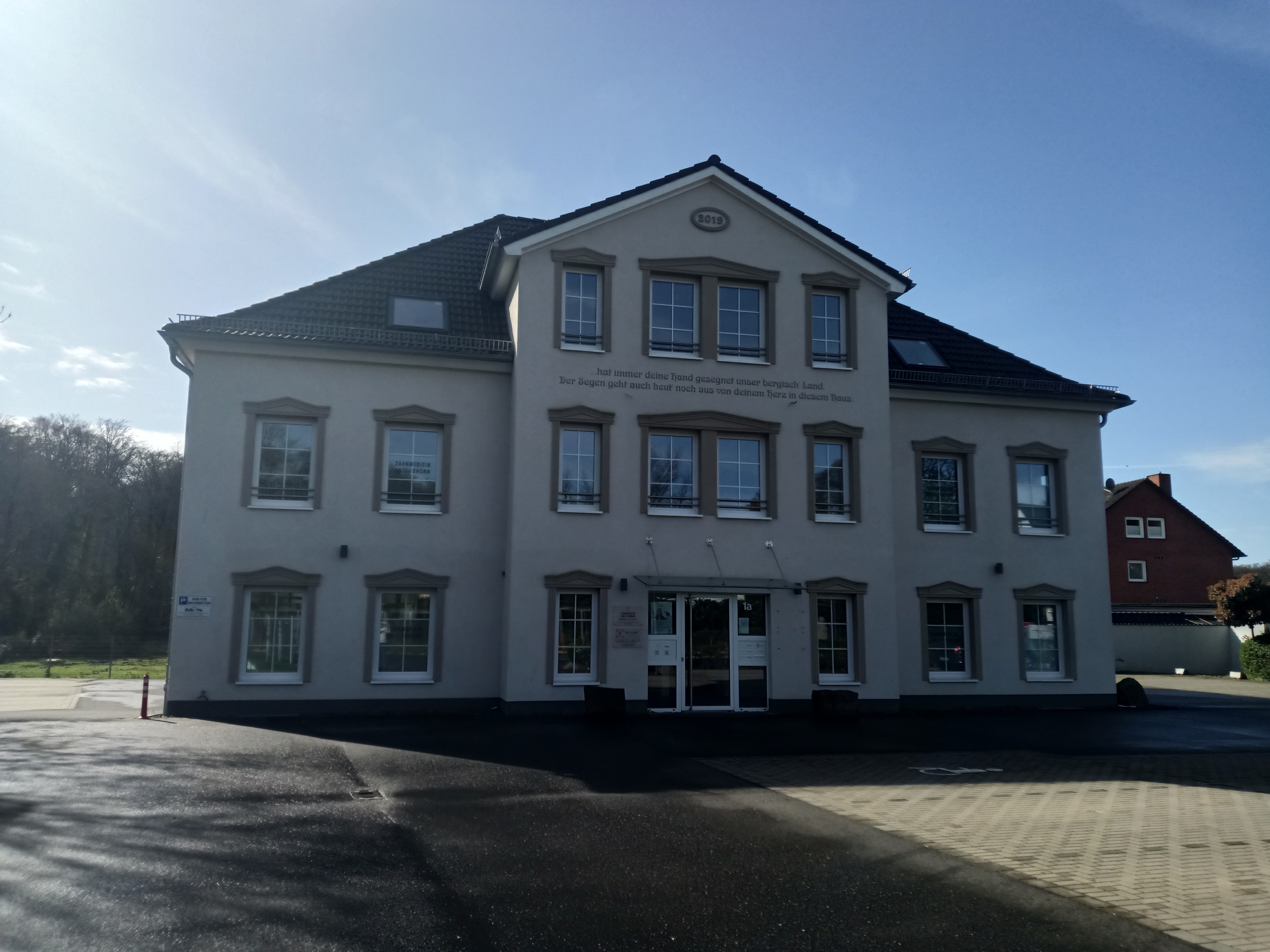 Jelena W&uuml;bbeling Praxishaus