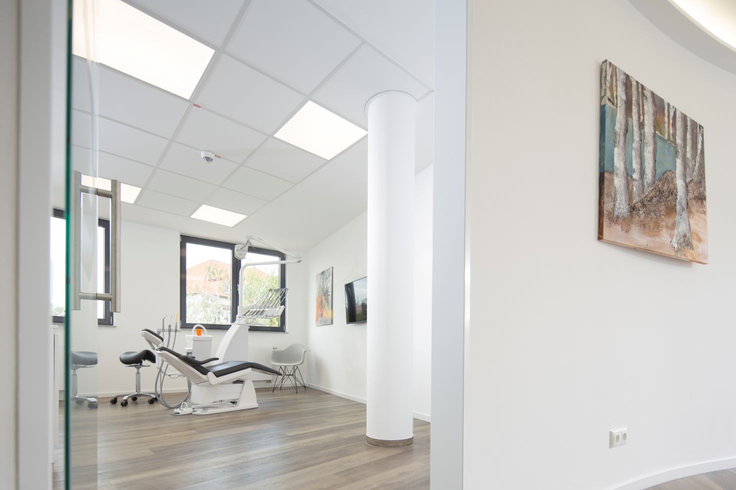 Dentalfreunde Würselen - Zahnärzte am Rathaus - Dr. Dohmen & Dr. Schlösser-Dujardin - Behandlungszimmer