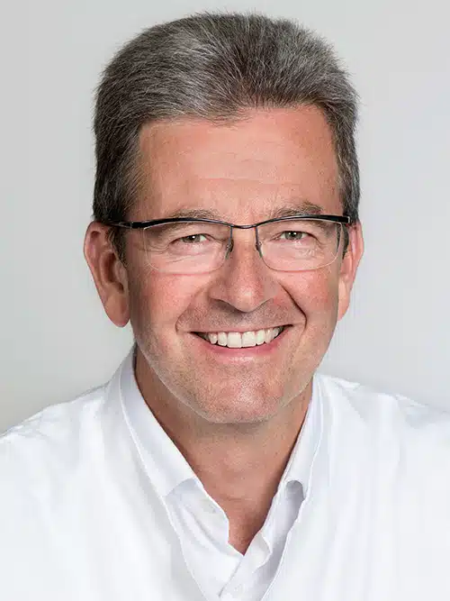 Dr. Henning Quitmann