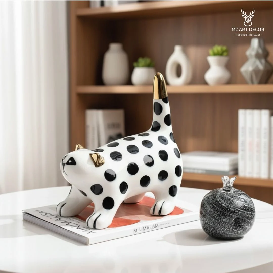 Hình ảnh chính của sản phẩm Tượng mèo chấm bi mạ vàng - M2 Art Decor