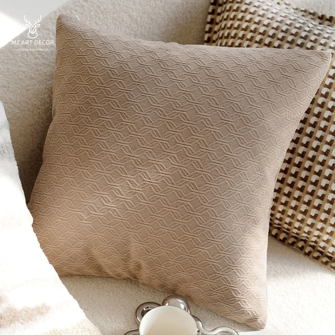 Hình ảnh chính của sản phẩm Vỏ gối cafe sữa hoạ tiết cách điệu - M2 Art Decor