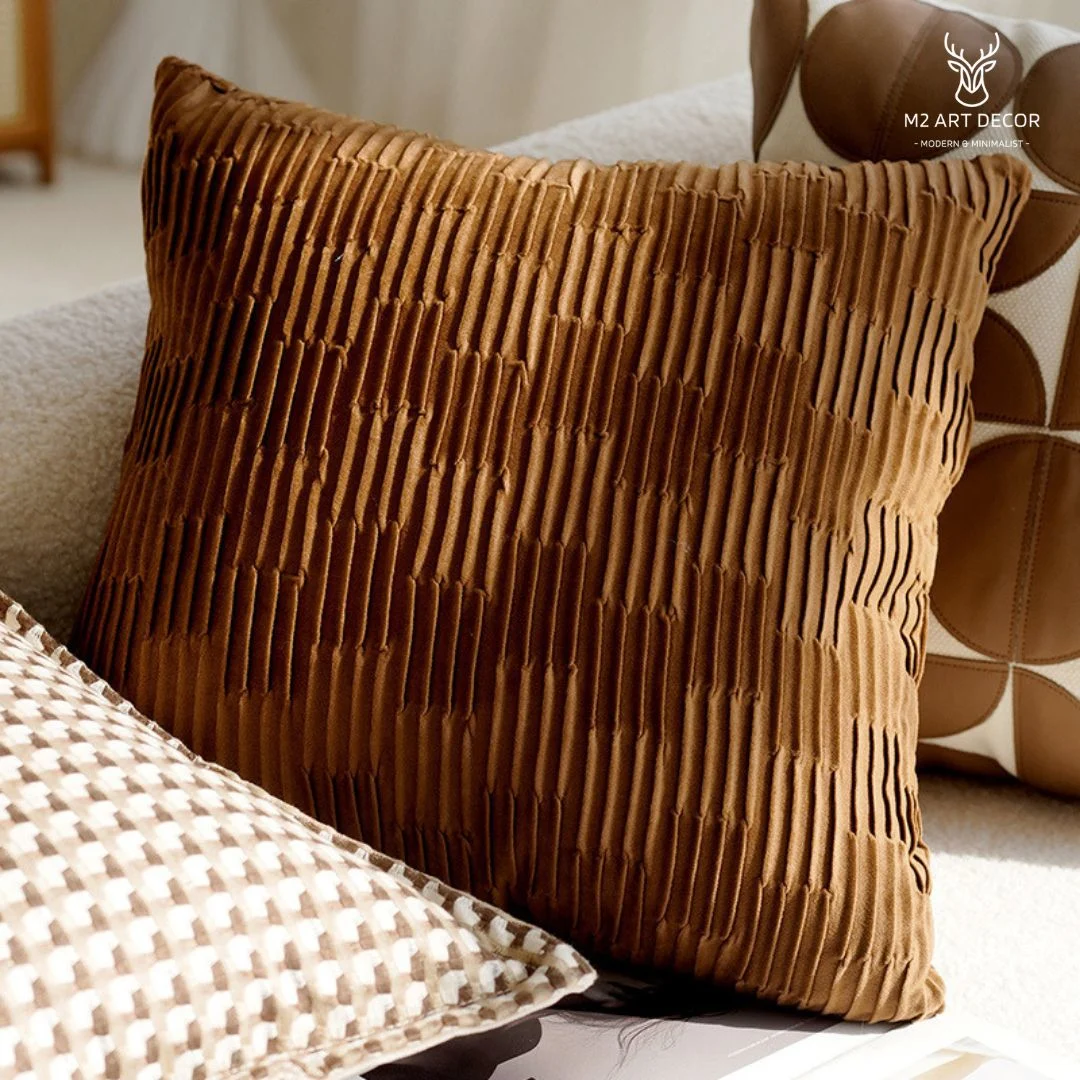 Hình ảnh chính của sản phẩm Vỏ gối nâu dập ly cách điệu - M2 Art Decor