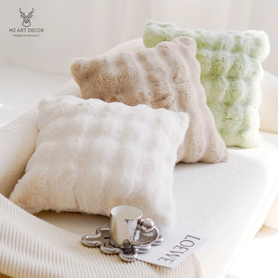Hình ảnh phụ của sản phẩm Vỏ gối lông mềm mại (màu trắng) - M2 Art Decor