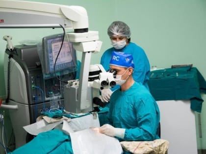 Лечение возрастной катаракты обсудили офтальмологи Тюменской области