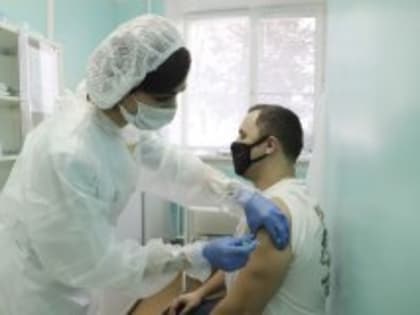 Ревакцинироваться от COVID-19 жители района могут с понедельника по субботу