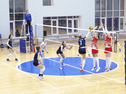 Команда «Тюмень-Прибой» в матче волейбольной Молодёжной лиги уступила соперницам из Беларуси