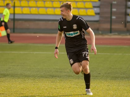 Форвард футбольного клуба «Тюмень» Илья Порохов: «Наконец-то дождались медалей с кубком»