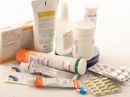 В России нет дефицита лекарств в аптеках