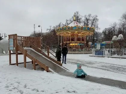 Тюменский врач рассказал, как избежать травм лица в зимние праздники