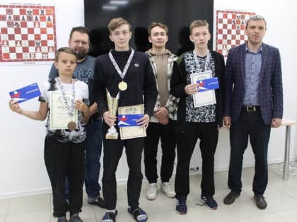 Серебро областного фестиваля у ишимского шахматиста