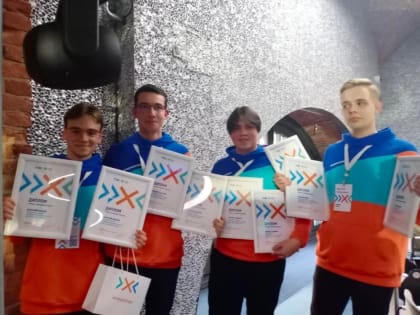 Тюменские школьники победили в интеллектуальном турнире "Умножая таланты-2023"