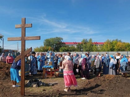 В праздник Успения в Ишиме освятили место под строительство храма