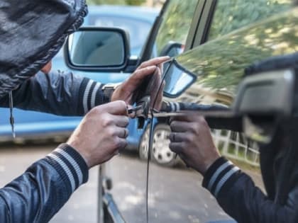 В Тобольске задержали горе-угонщика чужих авто