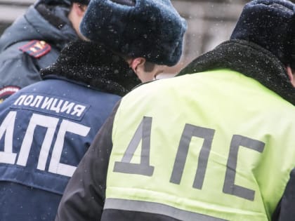 В аварии в Тобольском районе с тремя машинами пострадали два человека