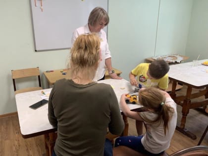 38 семей проходят реабилитацию по пилотному проекту в тюменском центре "Родник"