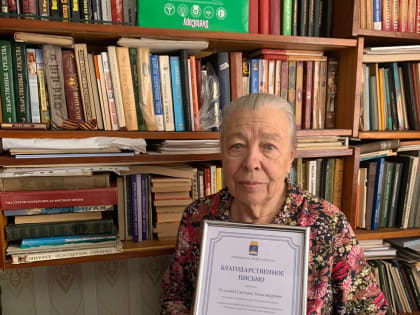 Сергей Морев поздравил с юбилеем Светлану Рухлову, заслуженного врача России