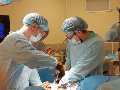 Югорские медики спасли 83-летнюю пациентку с 15-сантиметровой опухолью