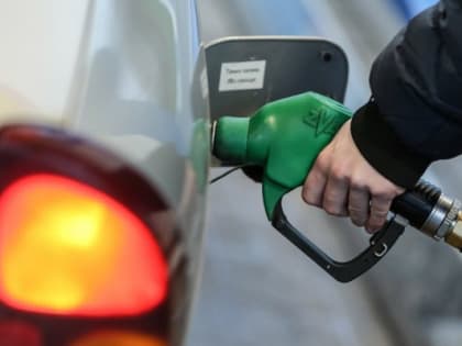 В Тюмени подорожал бензин после введения запрета на экспорт