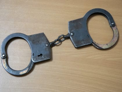 Жительница Тюмени несколько раз ударила отчима молотком по голове