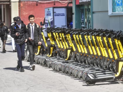 Занятия по безопасности на самокатах проводят для юных тюменцев