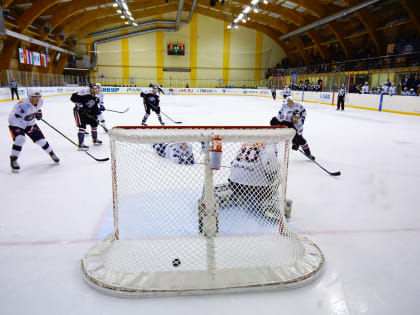 Сложный матч завершился победой