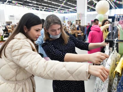 Киргизия заинтересована в развитии сотрудничества с Тюменской областью по туризму и легкой промышленности