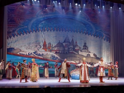 Концерт ансамбля "Зори Тюмени" покажут во всех виртуальных залах Тюменской области