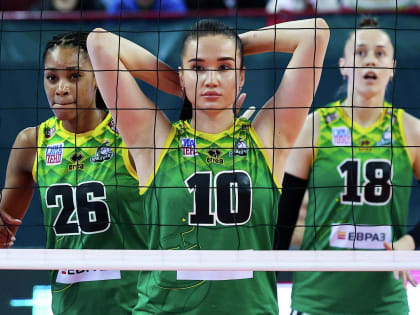 Номинант премии «Tyumen Arena Award»  2022  Елизавета Котова поставила шесть блоков «Спарте» и помогла своей команде победить