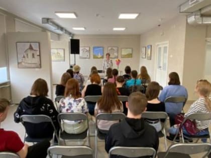 Персональная выставка Валентины Соловьёвой "Под небом Тобольска"