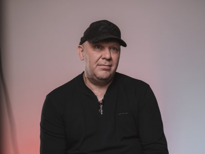 Генеральный менеджер тюменского хоккейного клуба «Рубин» Николай Бабенко: «Команда достойно бьётся и показывает результат»