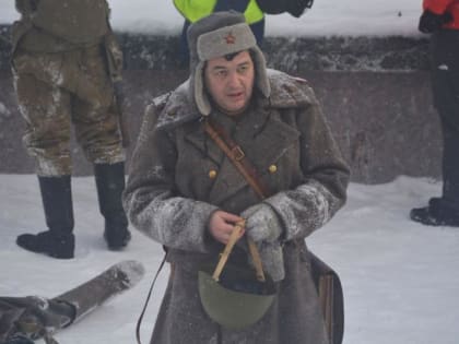 Тюменцы увидели реконструкцию боевых сражений за Ленинград