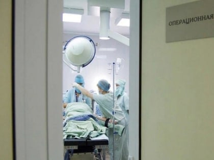 Хирурги ОКБ №2 провели успешную малоинвазивную операцию пожилой пациентке