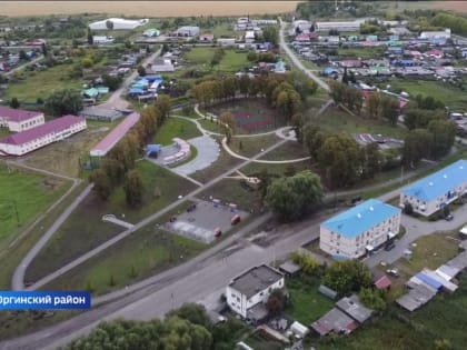 Два крупных сельхозпредприятия посетил губернатор Александр Моор в Юргинском районе